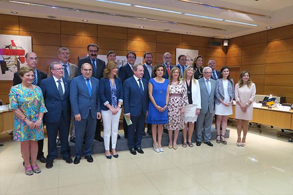 la ministra de sanidad destaca su compromiso con los pacientes de ela y de hepatitis c la ministra de sanidad destaca su compromiso con los pacientes de ela y de hepatitis c