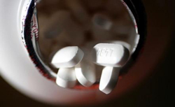 La sanidad valenciana ahorra 44 millones en farmacia y en el control de las bajas