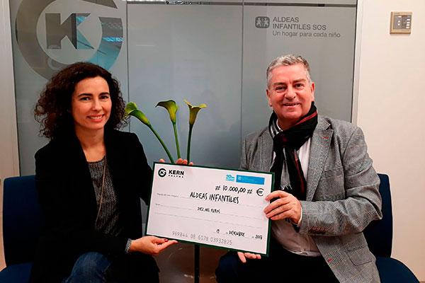 kern-pharma-dona-10000-euros-a-aldeas-infantiles-sos