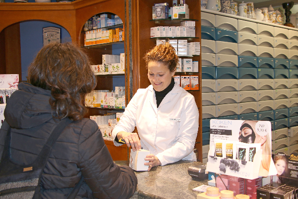 el-colegio-oficial-de-farmaceuticos-de-gipuzkoa-celebra-su-festividad