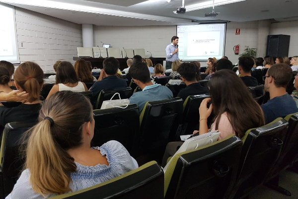 farmaquatrium-da-las-claves-para-mejorar-la-rentabilidad-de-la-farmaci