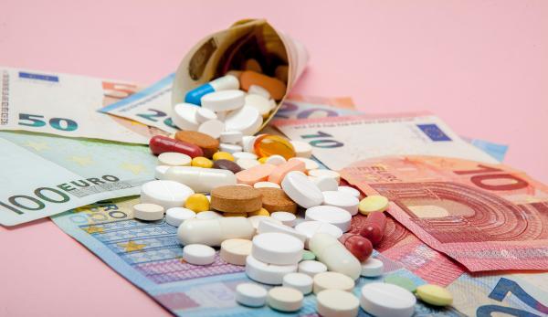 1277-presentaciones-de-medicamentos-de-farmacia-comunitaria-bajan-de
