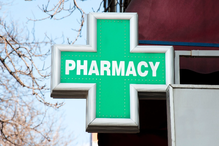 europa-recurre-a-las-farmacias-para-ayudar-a-contener-la-pandemia