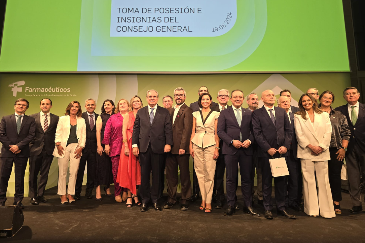 jesus-aguilar-marca-las-lineas-del-futuro-de-la-farmacia-y-javier-pa