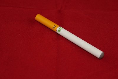 andalucia-veta-el-uso-de-cigarrillos-electronicos-en-centros-de-salud-y-colegios