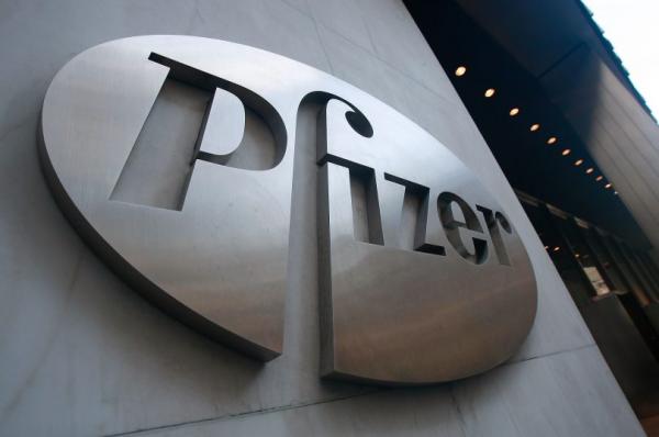 pfizer confirma adqu